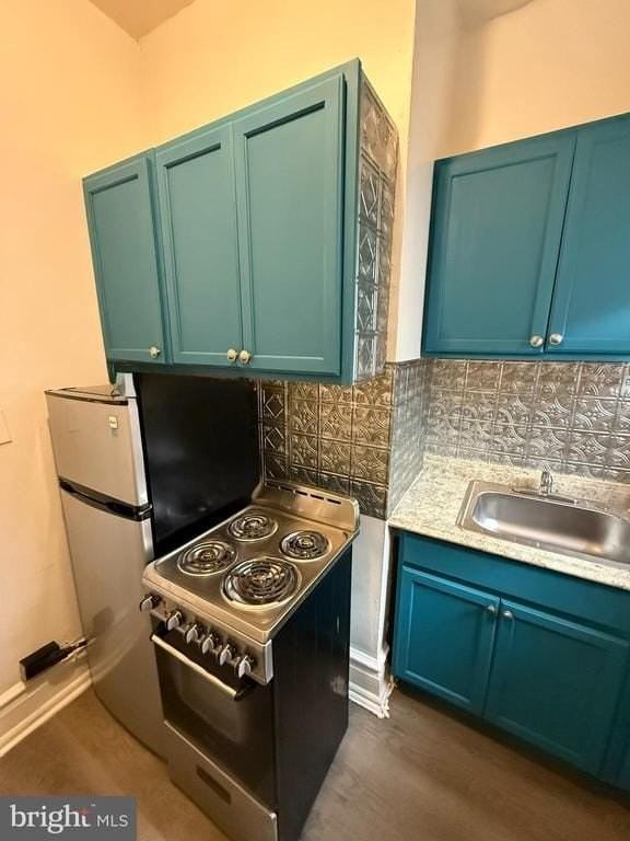 210 W State St #3 - Photo 4 of 11