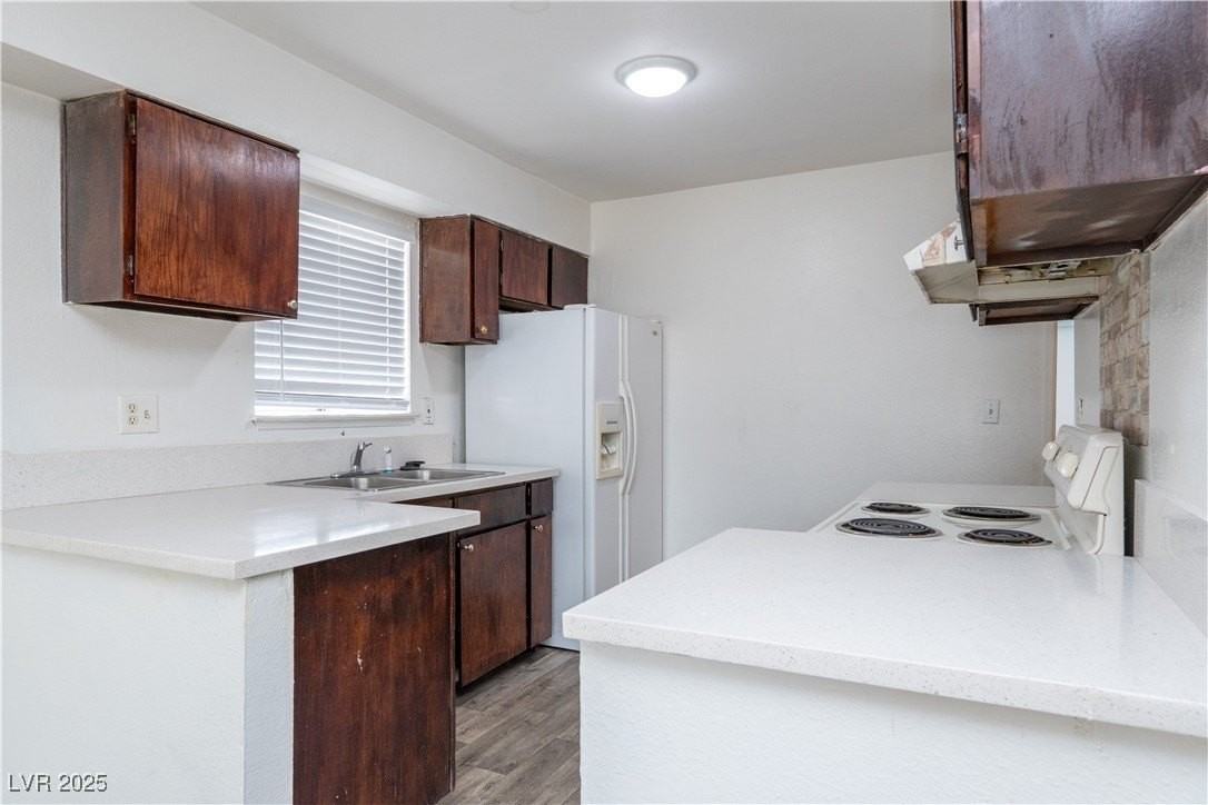 25 Gold Bar Court #C - Photo 4 of 11