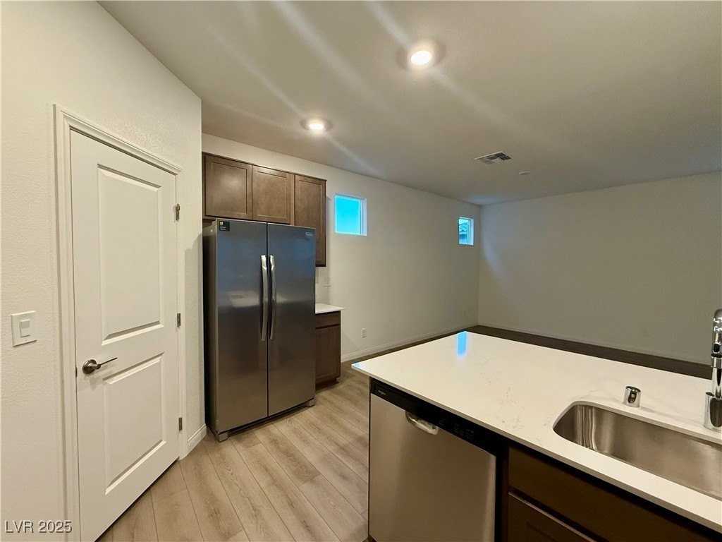 6616 Bowery St - Photo 6 of 19