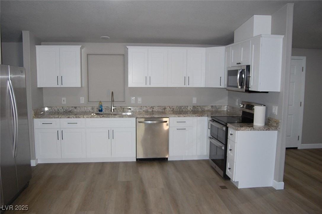 1591 Avellaneda St - Photo 4 of 17