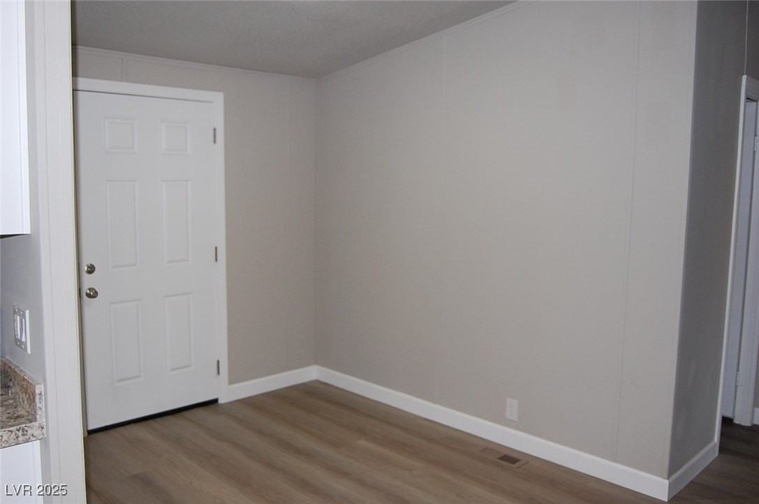 1591 Avellaneda St - Photo 7 of 17