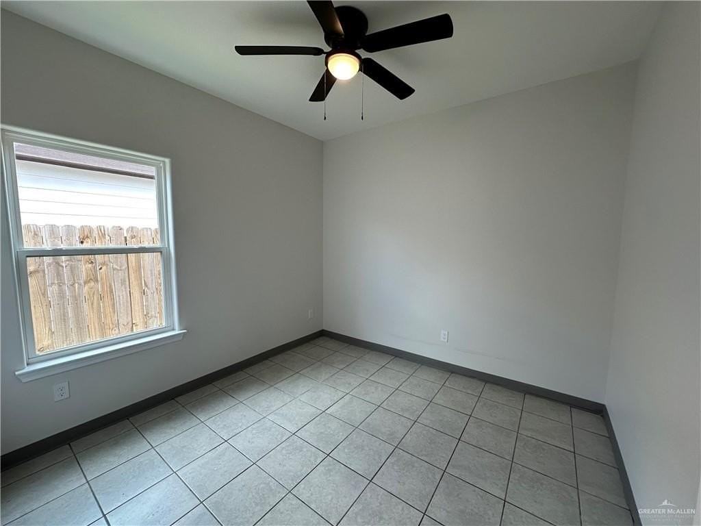 2229 Summit Rd #A - Photo 7 of 10