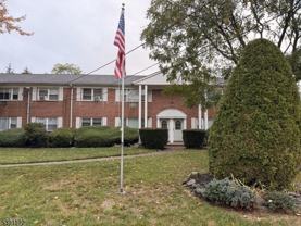 82 Manchester Ct - Photo 1 of 1