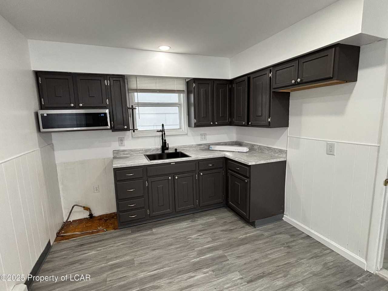 1298 N Washington St - Photo 6 of 7