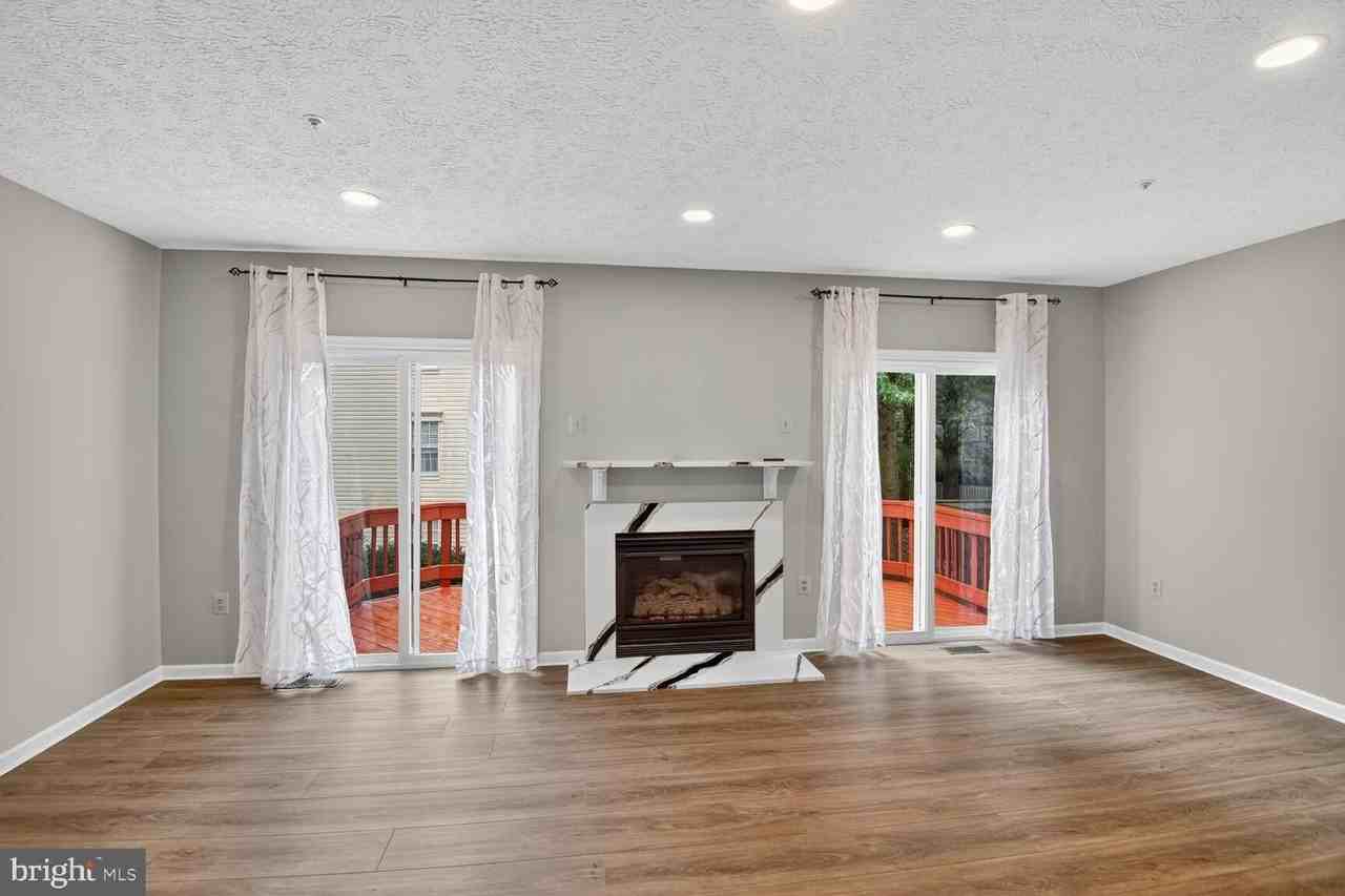 1605 Woodview Ct - Photo 7 of 10