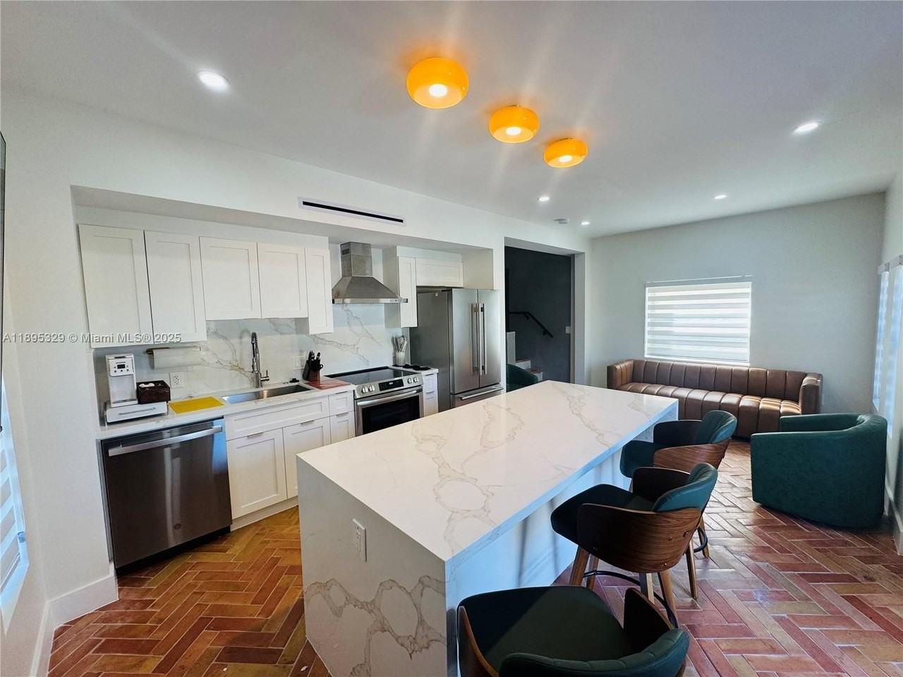 905 Sw 13th Ct #1 - Photo 7 of 15