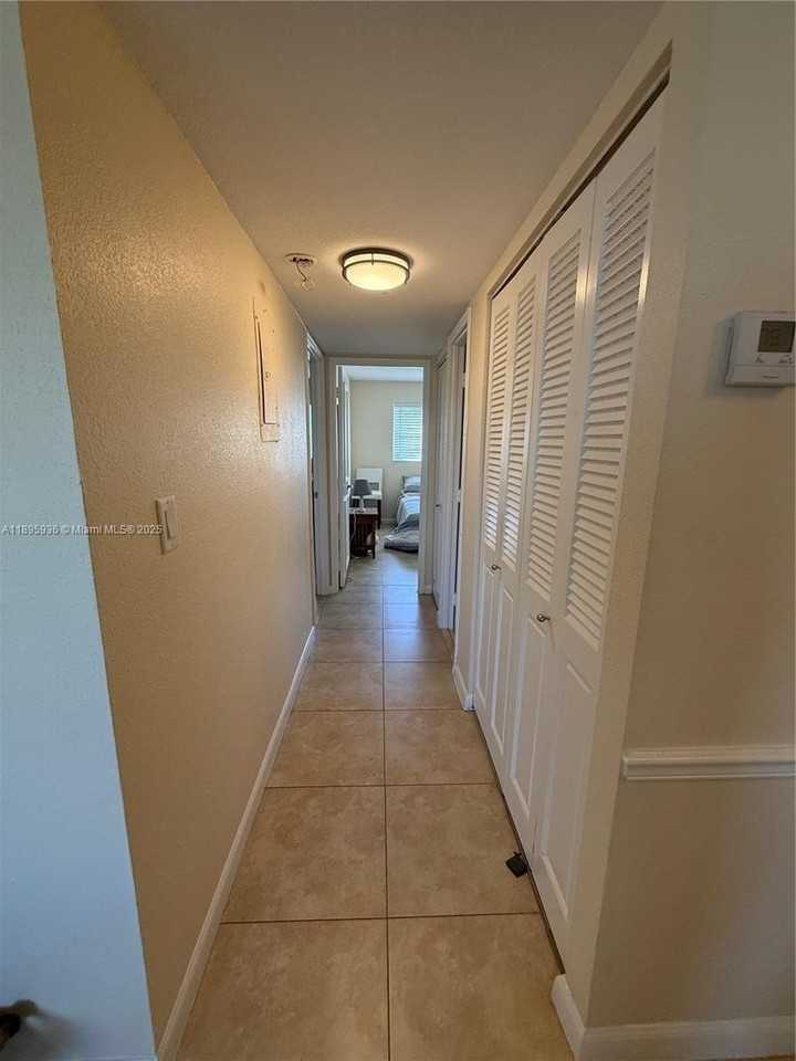 2860 Ne 14th Street Cswy #406D - Photo 7 of 25