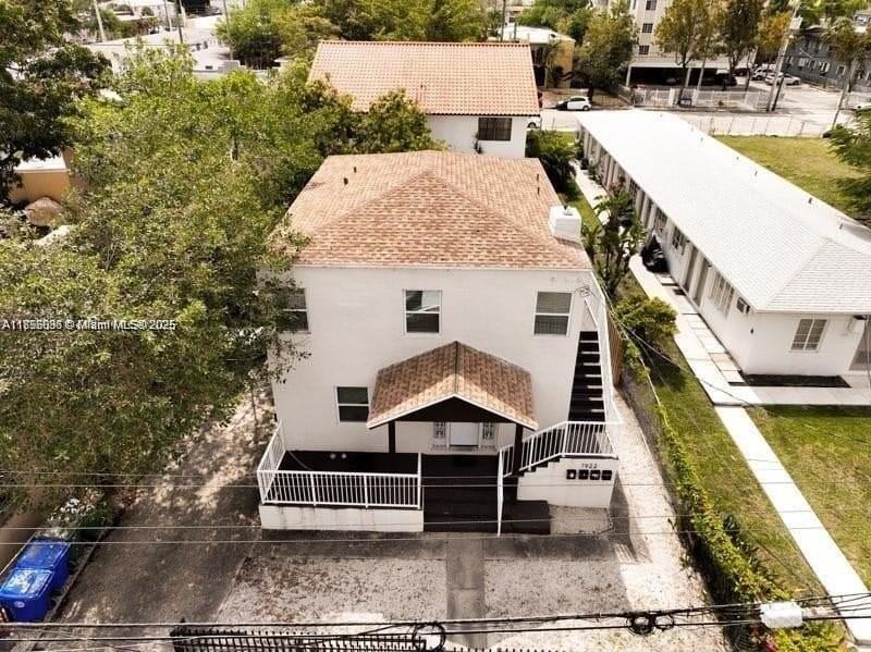 1922 Nw 1st St #3 - Photo 5 of 5