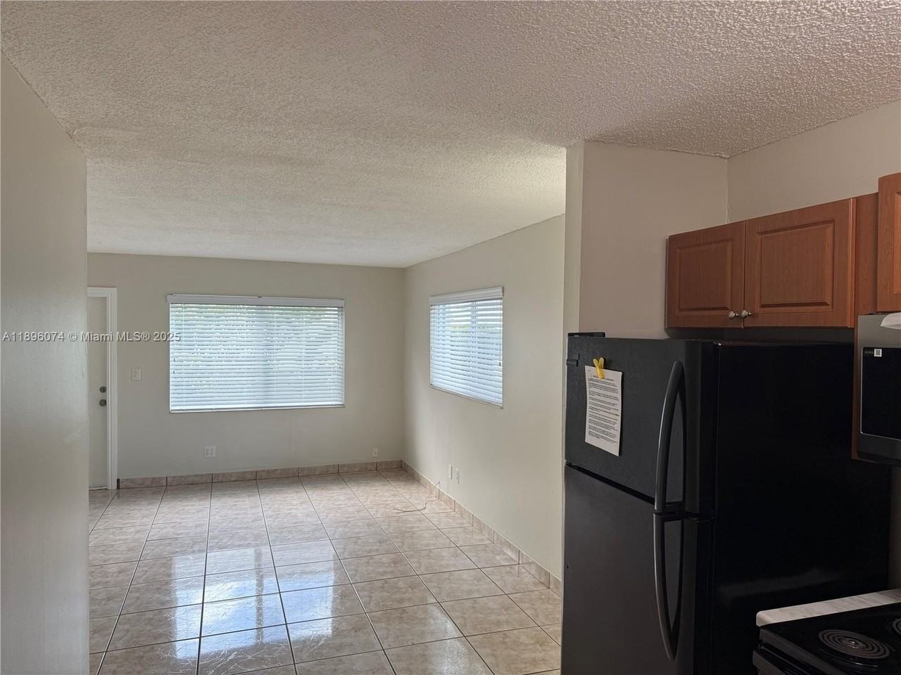 715 Northeast 2nd Avenue #105 - Photo 4 of 11