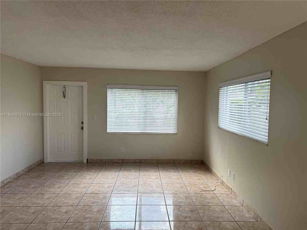 715 Northeast 2nd Avenue #105 - Photo 5 of 11