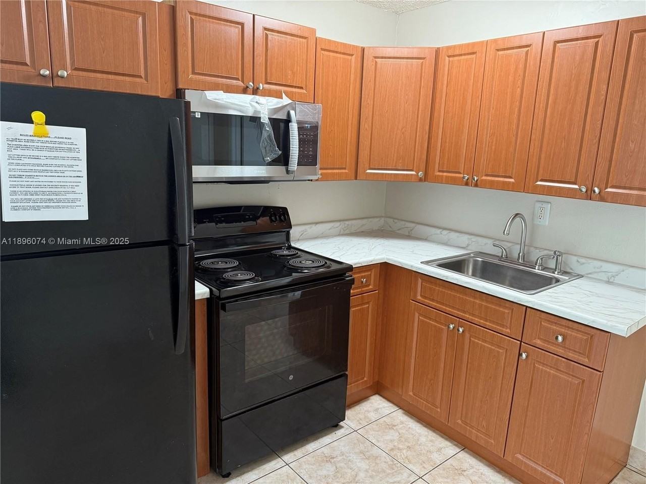 715 Northeast 2nd Avenue #105 - Photo 7 of 11