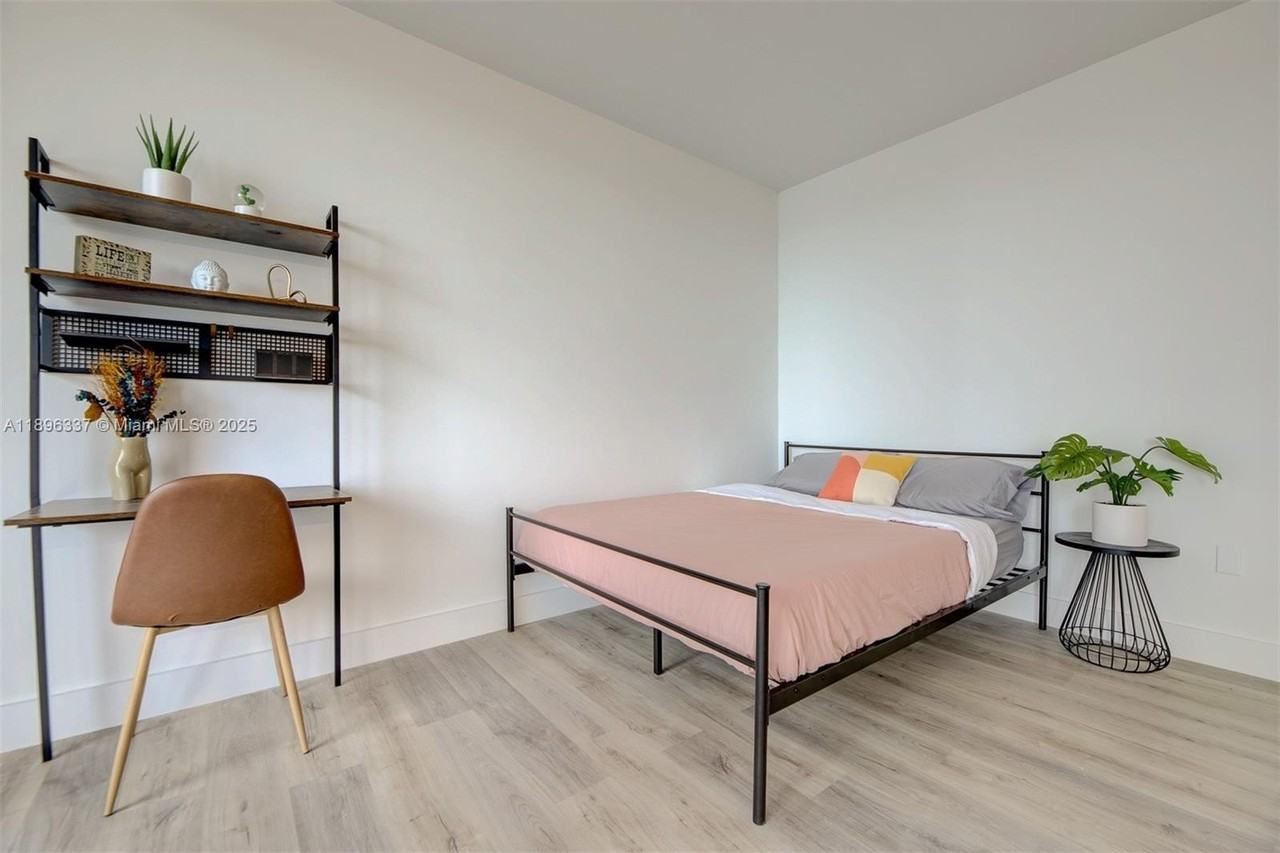 770 Ne 69th St #1B - Photo 7 of 15