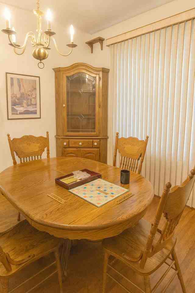 E 61st St - Photo 2 of 12