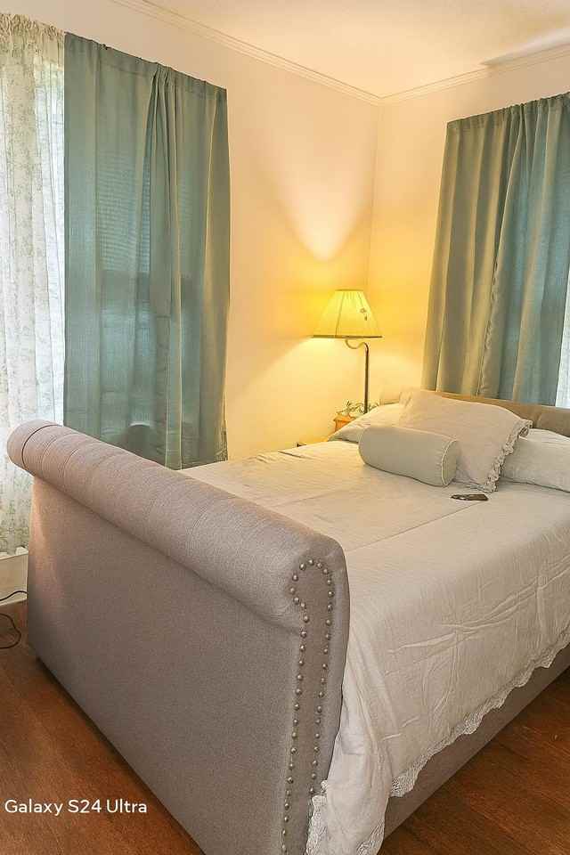 E 61st St - Photo 7 of 12