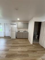 650 Sw 28th Ter #B - Photo 1 of 1
