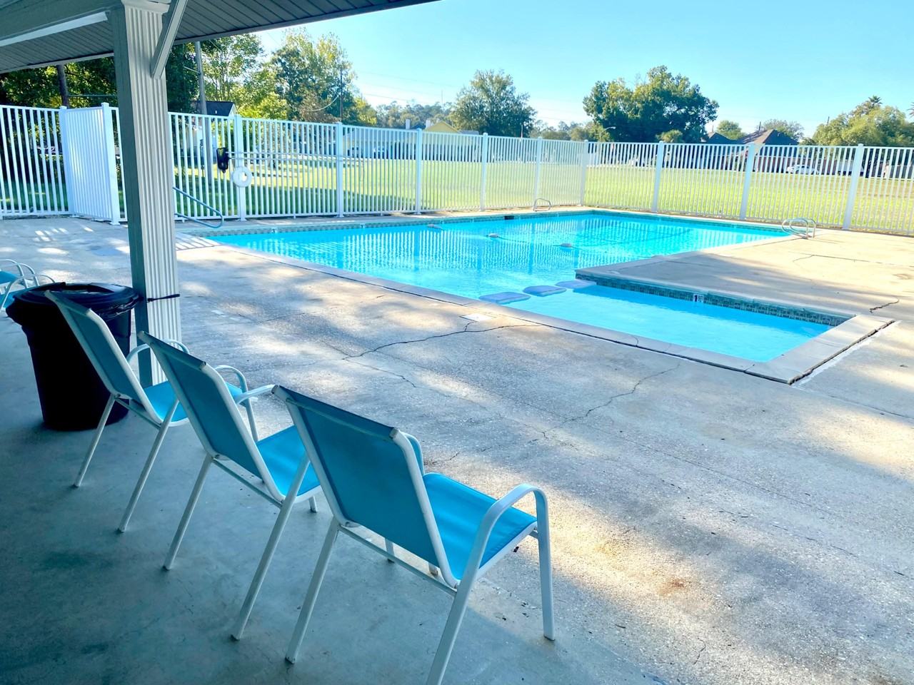 Rene Dr - Photo 7 of 38