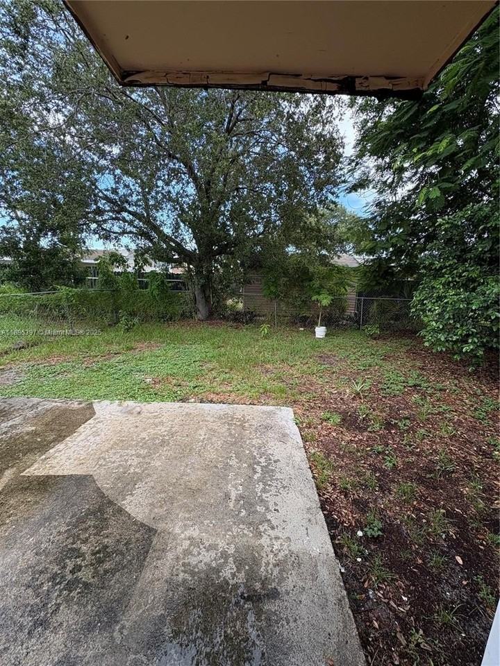 19121 Nw 34th Ct #A - Photo 2 of 14