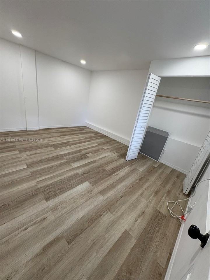 19121 Nw 34th Ct #A - Photo 6 of 14