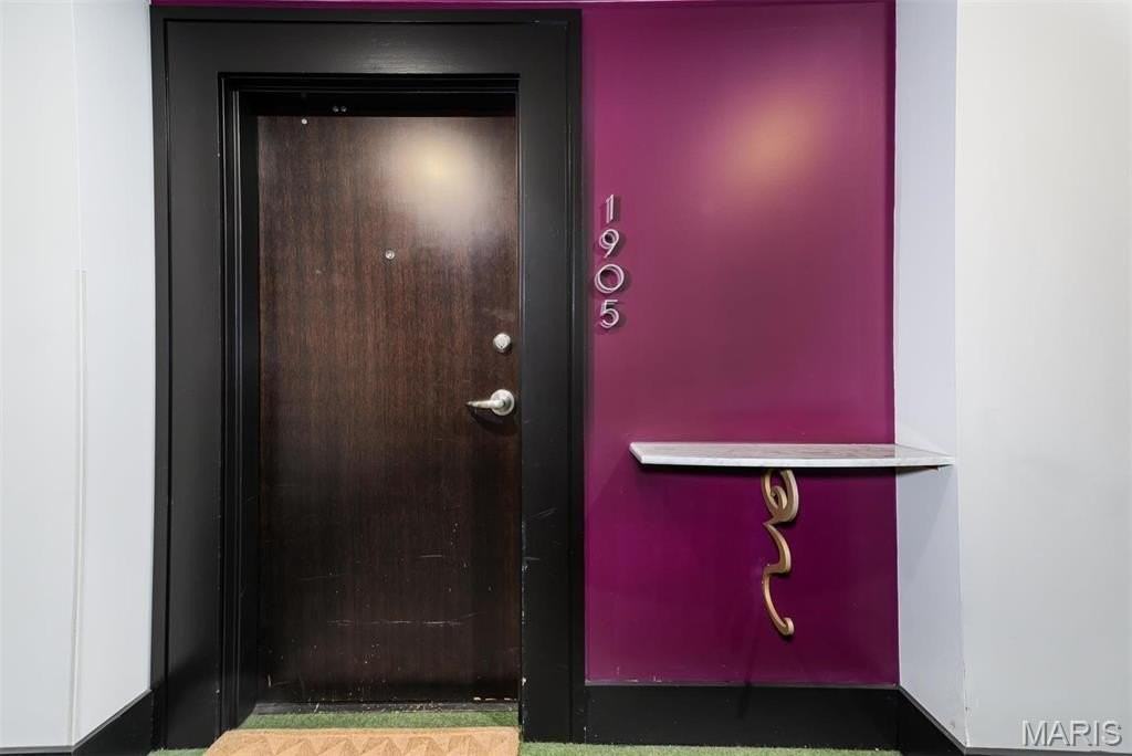 314 N Broadway #1905 - Photo 4 of 35