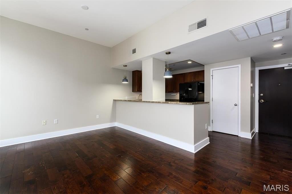 314 N Broadway #1905 - Photo 6 of 35