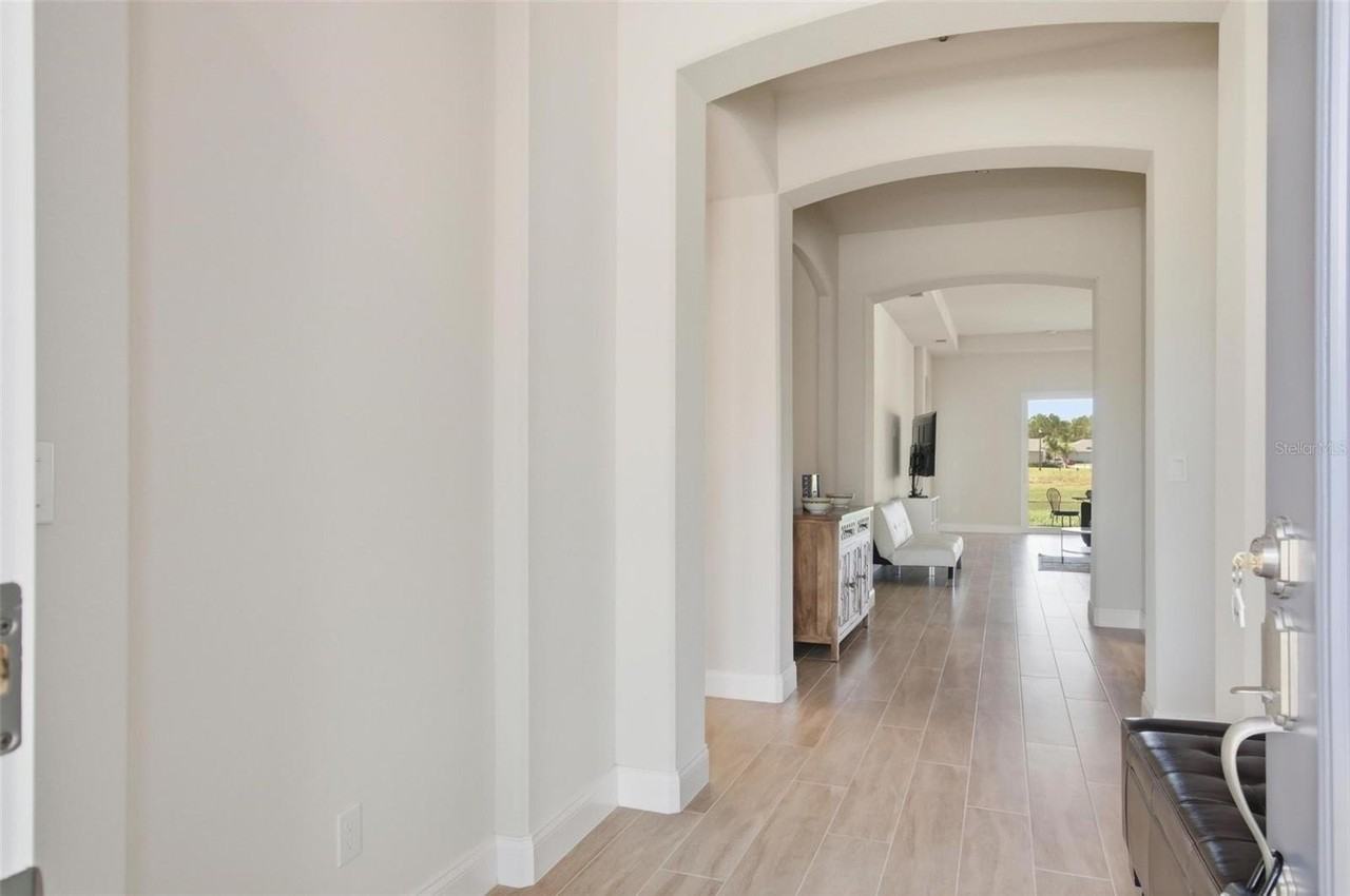 21 Spring St - Photo 7 of 50