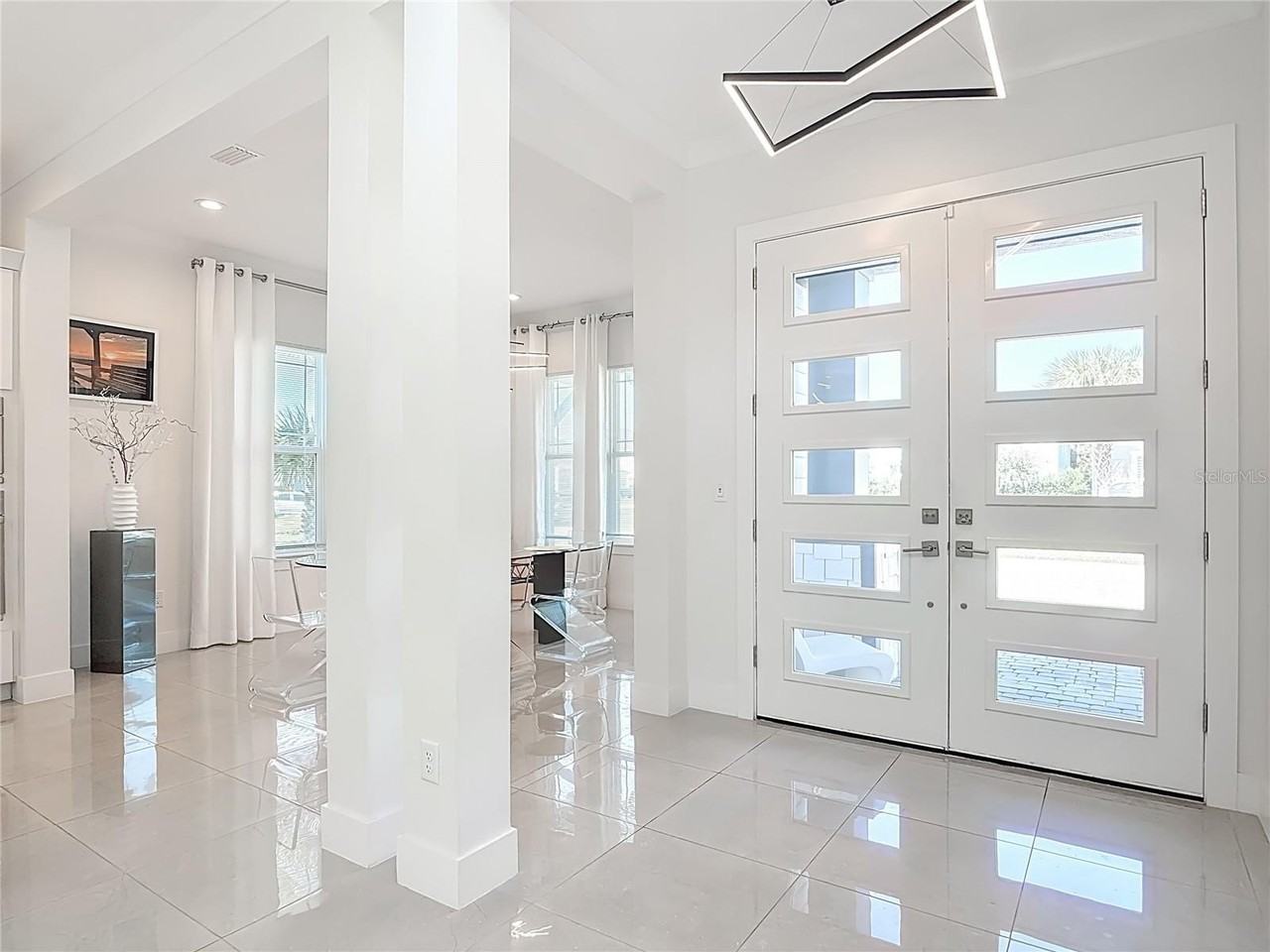 38 Watchtower Dr - Photo 5 of 49