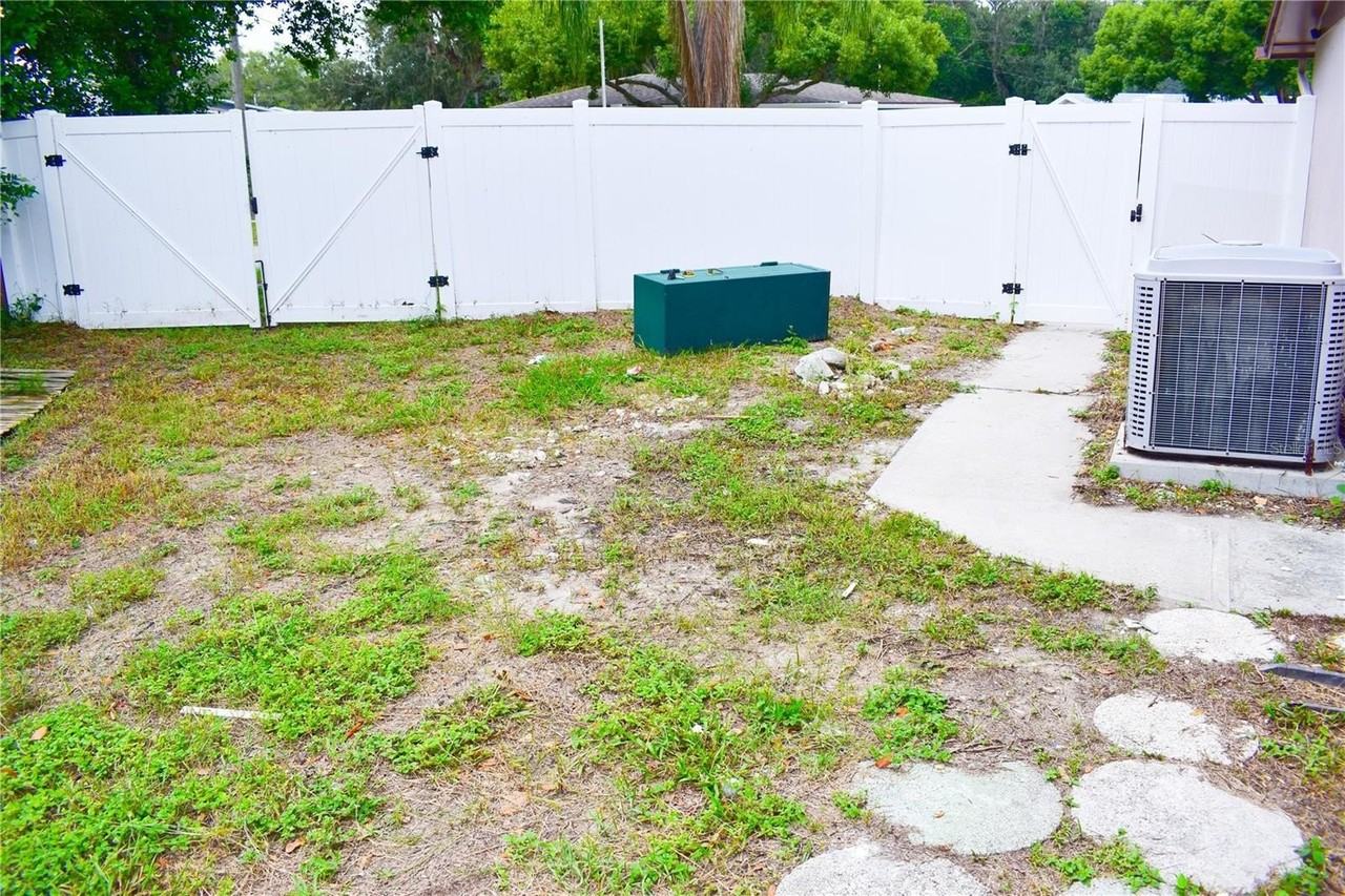 5108 Sandalwood Dr - Photo 5 of 18