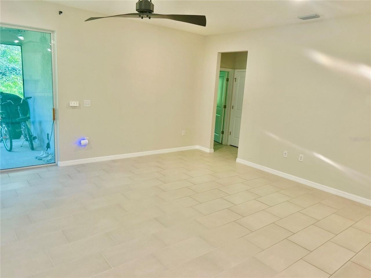 32959 Sand Creek Drive - Photo 4 of 21