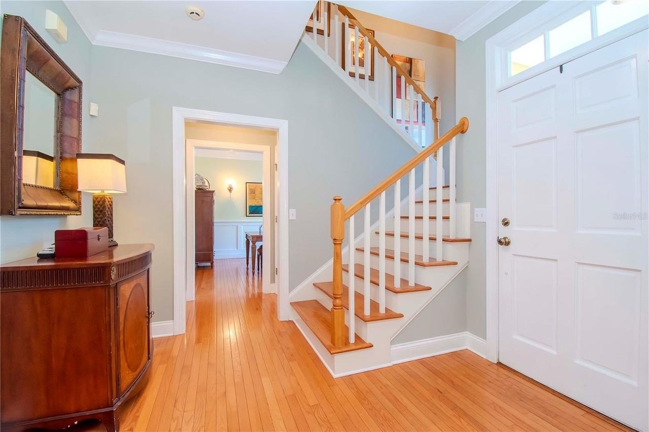 934 Harbour Bay Dr - Photo 2 of 29