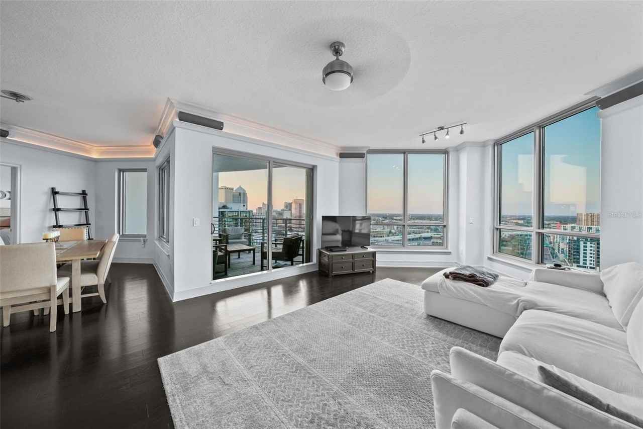 449 S 12th St #2401 - Photo 5 of 35