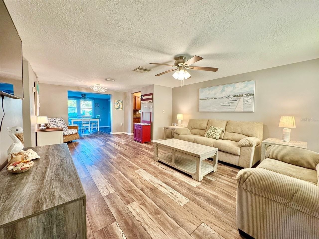 1354 Linstock Dr - Photo 3 of 26