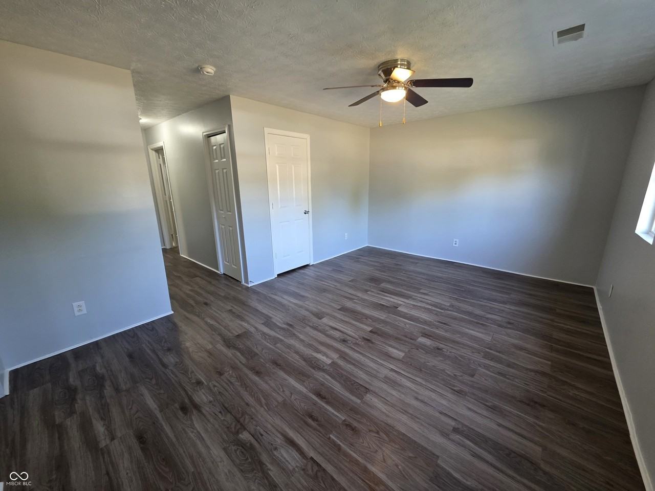 2212 Norden Court - Photo 3 of 15