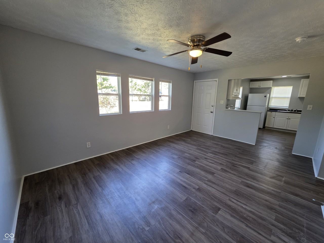 2212 Norden Court - Photo 4 of 15