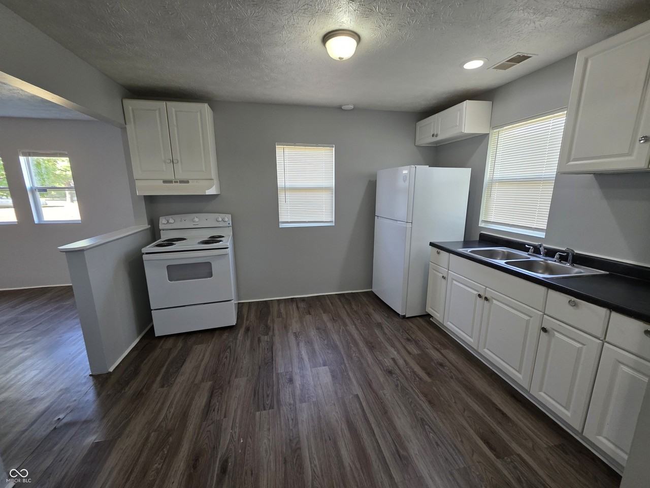 2212 Norden Court - Photo 6 of 15