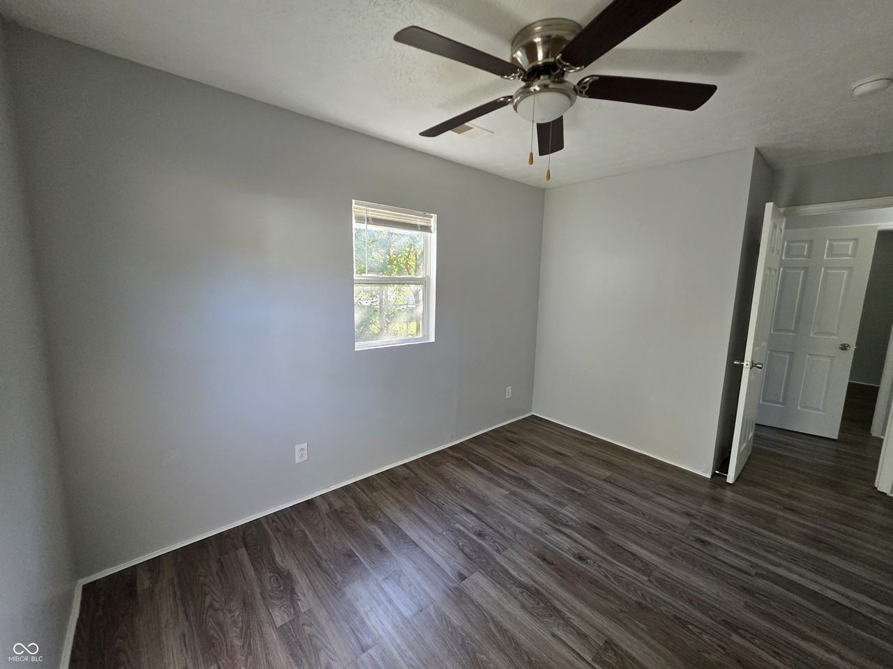 2212 Norden Ct - Photo 7 of 14