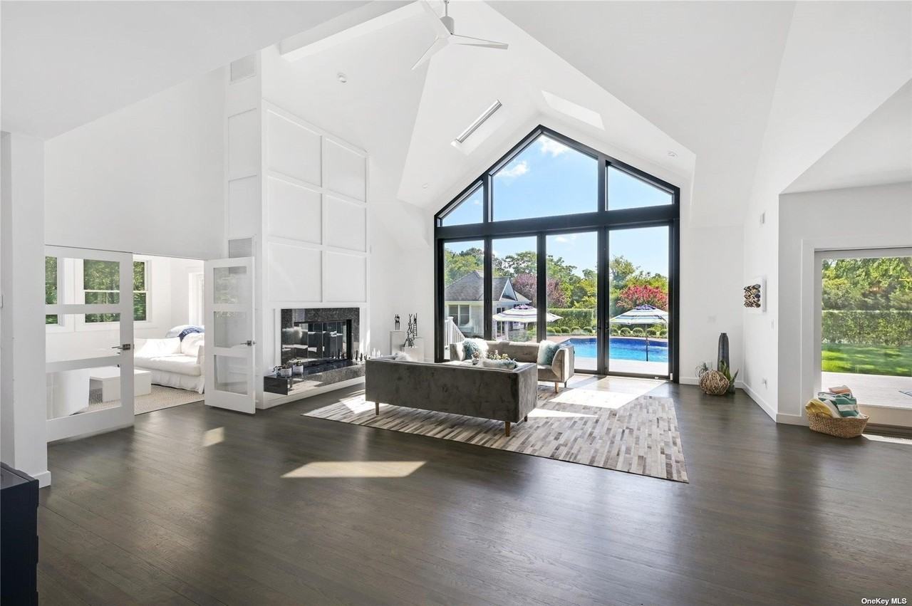 18 Remsen Ln - Photo 6 of 35