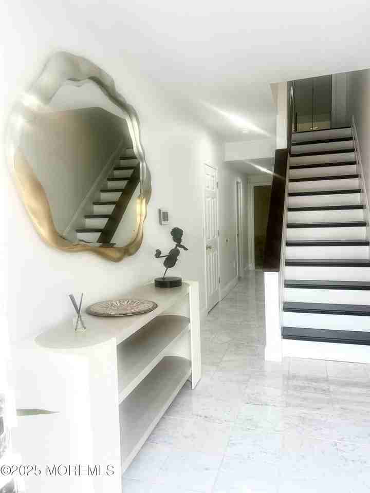 5 Seabreeze Ct - Photo 4 of 28