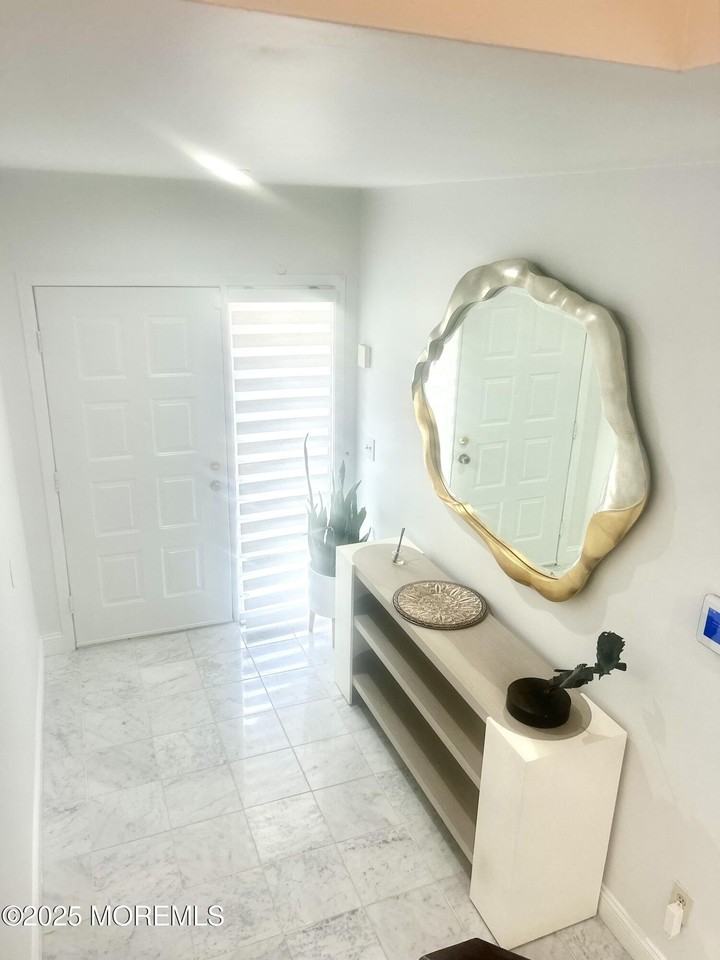 5 Seabreeze Ct - Photo 5 of 28