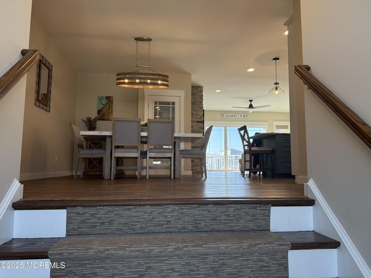 44 Harold Ln - Photo 4 of 50