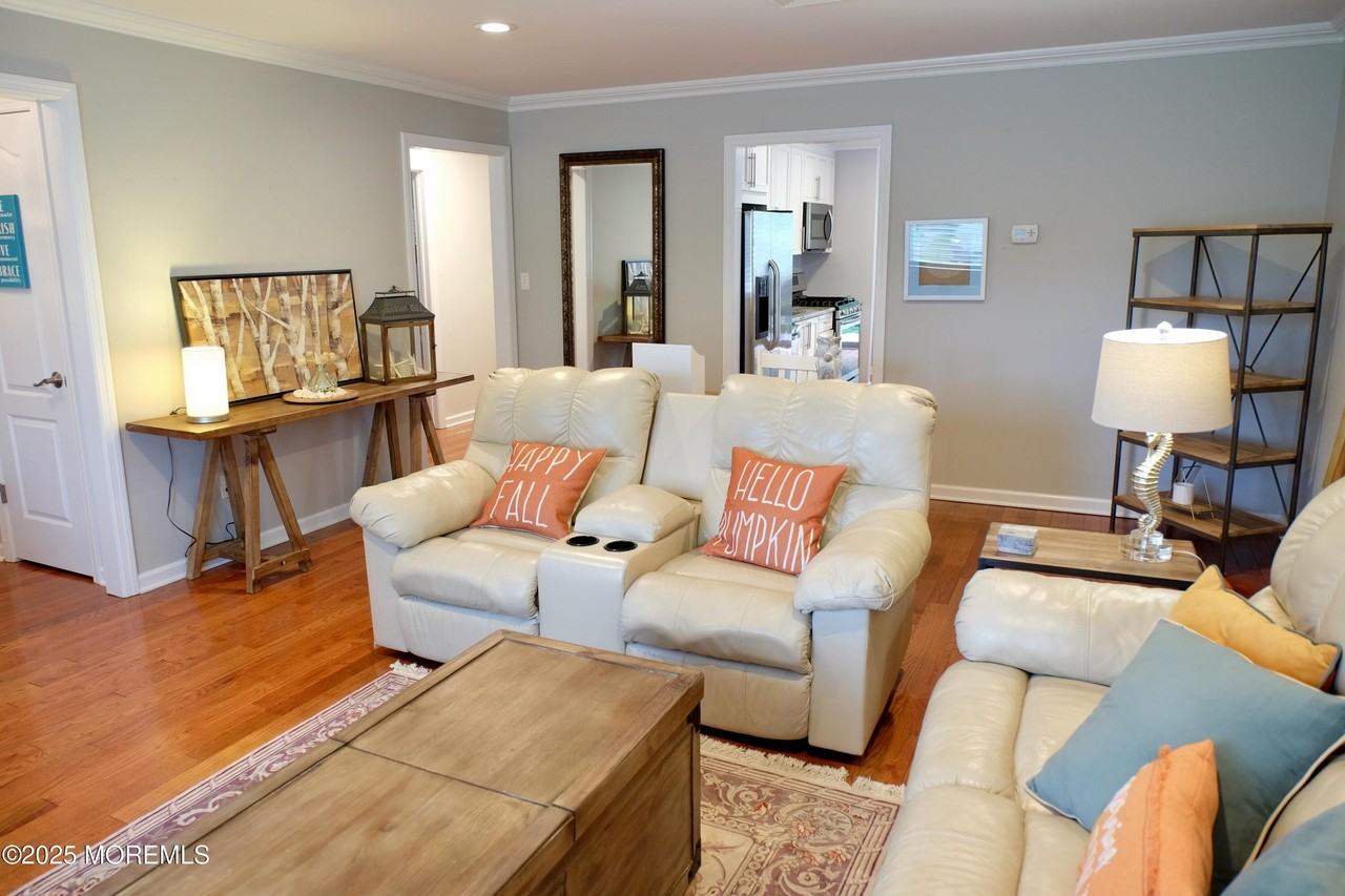 539 Woodland Ave - Photo 5 of 19