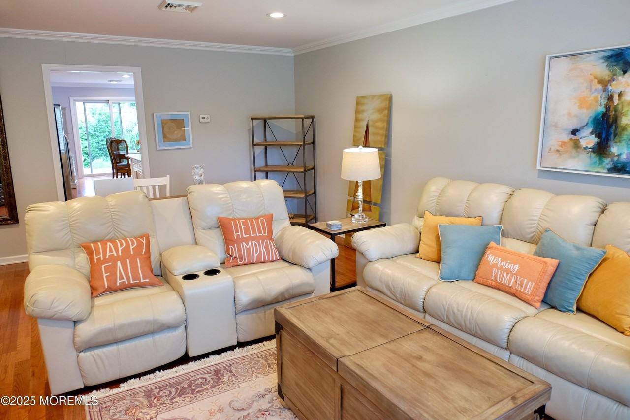 539 Woodland Ave - Photo 6 of 19