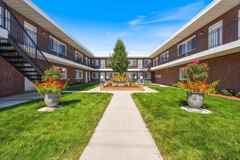 7834 W 95th St #2A - Photo 1 of 1