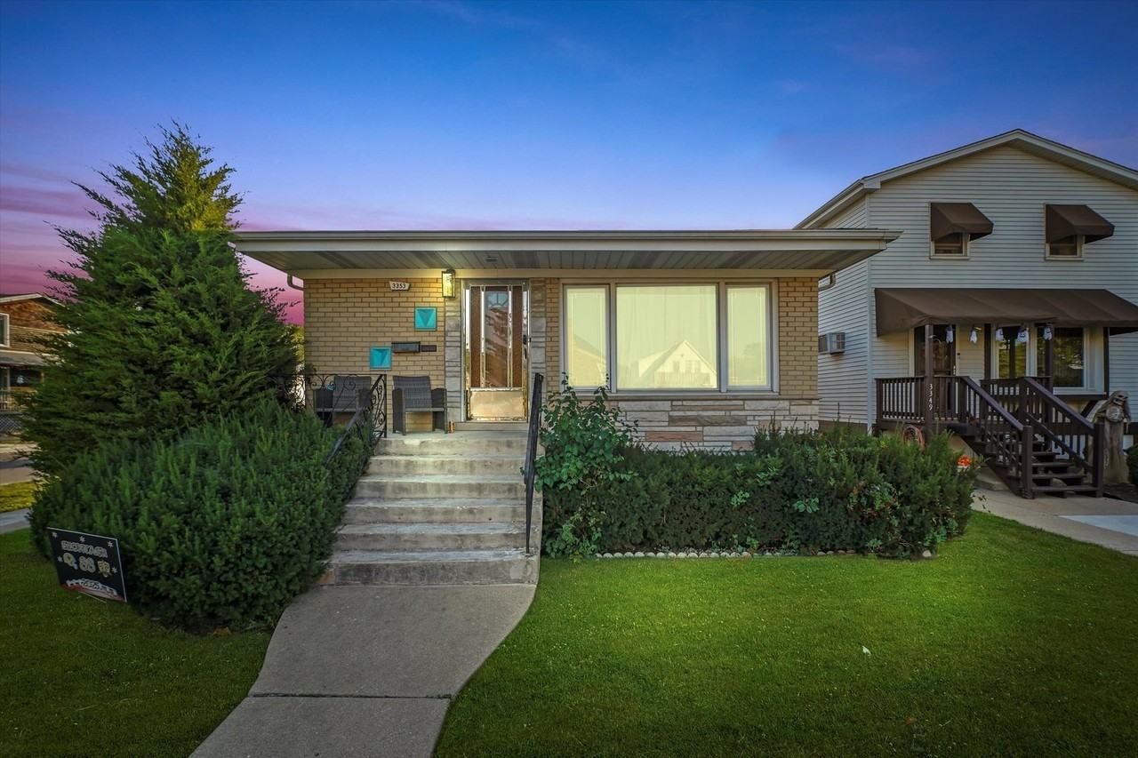 3353 North Ozanam Avenue #G - Photo 2 of 26