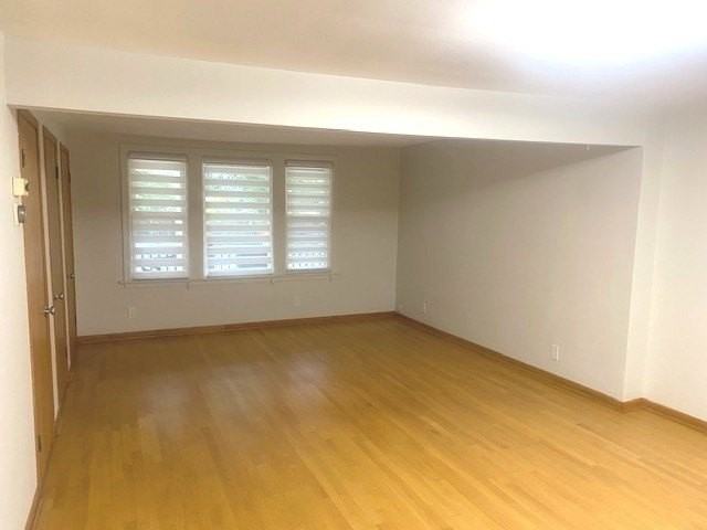 3304 N Paris Ave - Photo 3 of 17