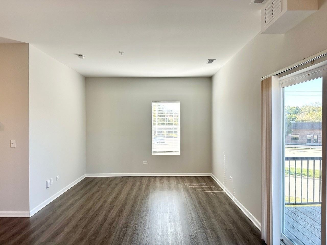 855 E Main St #2A - Photo 4 of 14