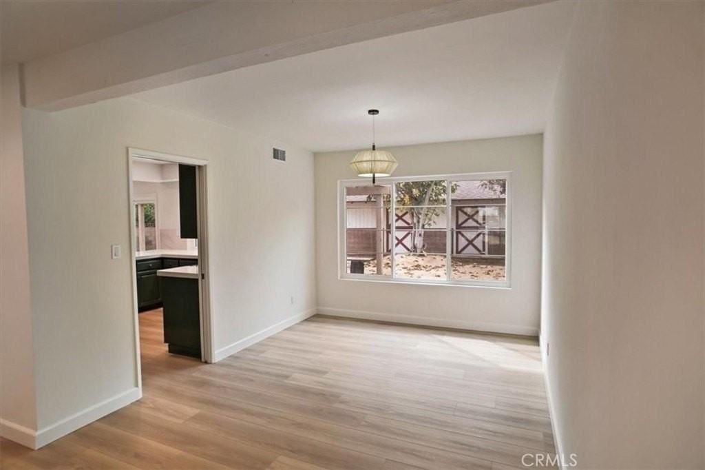 1925 Parkside Avenue - Photo 6 of 30