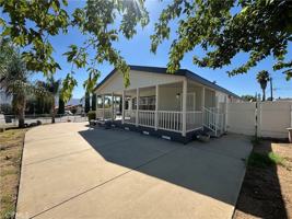 featured image of 1225 N Alessandro St