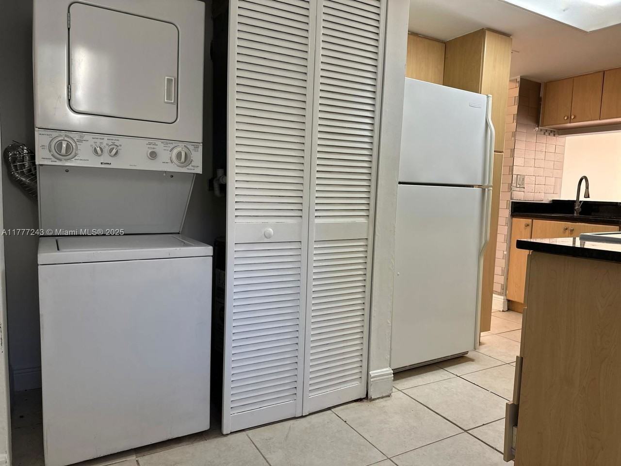 2813 N Course Dr #101A - Photo 3 of 8