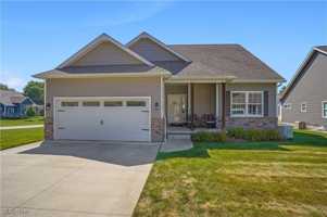 featured image of 341 Alexis Ln