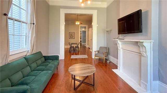 329 Belleville St - Photo 2 of 11